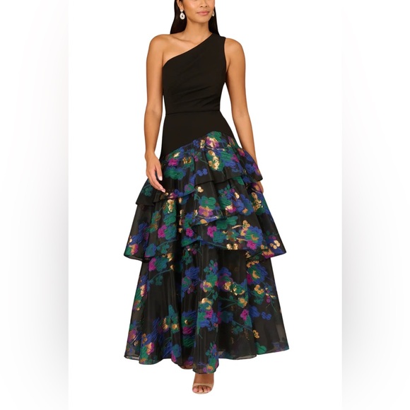 AIDAN MATTOX - Picture 3 of 5